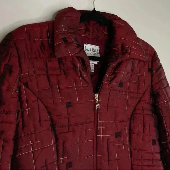 Joseph Ribkoff Vintage  Cropped Burgundy Long sleeve Quilted Puffer Jacket - Picture 5 of 7
